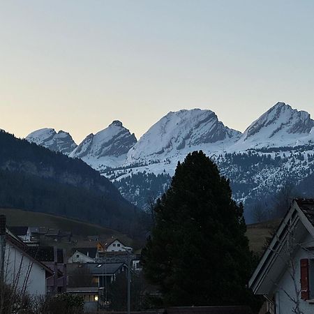 Zwinglis Ferienwohnung Nesslau Luaran gambar